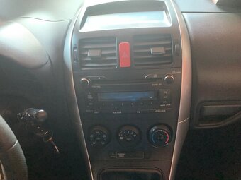Rozpredam Toyota Auris 1.33 VTI facelift - 4