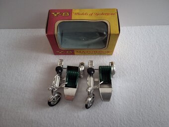 MATCHBOX Y-8 - 4