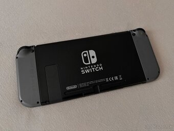 Nintendo Switch – sivá verzia + 2 hry + SD karta + obal (TOP - 4