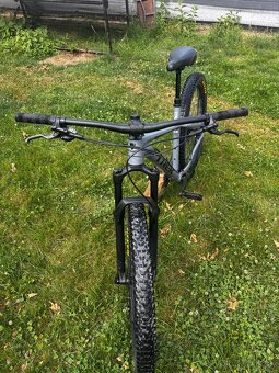Predám horský bicykel Trek Roscoe 8 (2019) - 4