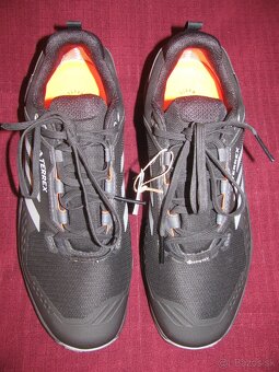 nove panske Gore-Tex topanky Adidas Terrex Swift R3 vel. 44 - 4