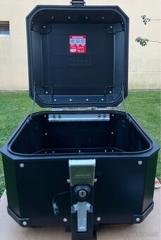 GIVI OBKN42B Zadný hlinikový kufor 42l - 4