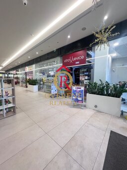 Na prenájom obchodný priestor 16,35m2 - Banská Bystrica/cent - 4