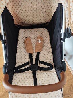 Športový kočík Petite&Mars Royal Heritage Bee - 4