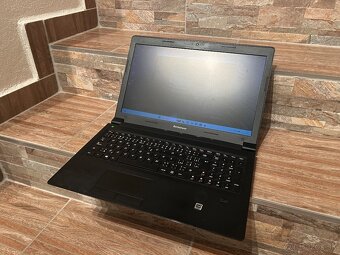 Lenovo B5400 s Intel i5,8gb ram,SSD a 15,6"HD LCD - 4