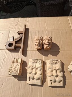 PREDÁM  DREVENÉ PRVKY NA HODINY,NÁBYTOK - 4