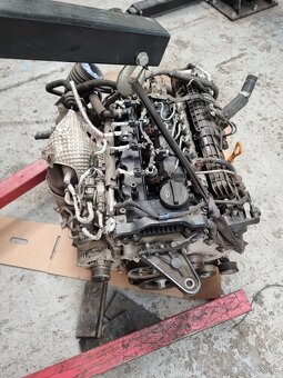 Hyundai 1.4 crdi 66kw d4fc motor - 4