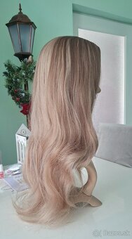 Tmavá blond parochňa - 4