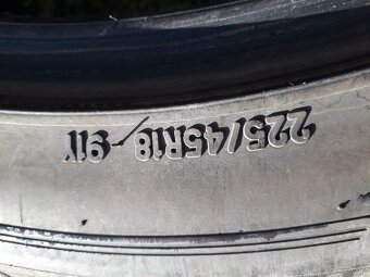 225/45 r18 letne pneumatiky - 4