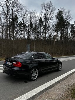 BMW E90 325i - 4