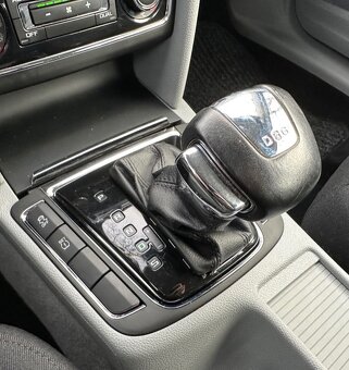 Škoda Superb Combi 2 DSG - 4