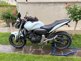 Honda Hornet Rv. 2011 75kw - 4