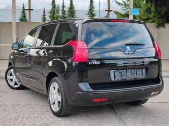 Peugeot 5008 1.6 HDI Average 2014 - LED - Panorama - Manuál - 4