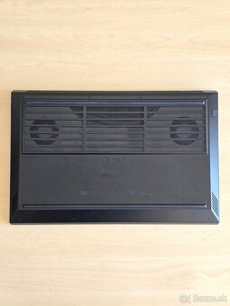 OMEN 17-ck2003 - 17" 240Hz 1440p, RTX 4090, i-9 13900HX - 4