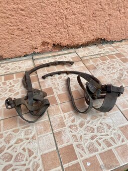 Starožitnosti - spájkovačky, stúpacie železá, vojenský opaso - 4