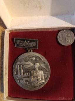 Predám odznaky ssr - 4