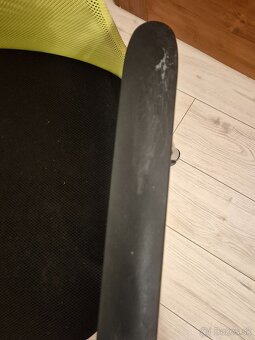 Kancelárska stolička - 4