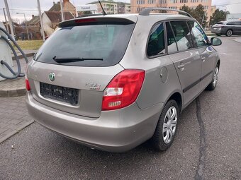 Škoda Fabia II Kombi 1.2 HTP ,51kW. Klima - 4