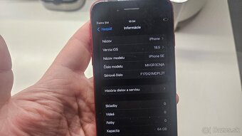 Apple iPhone SE 2020 product RED 64GB - 4