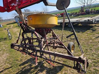 Sejačka KVERNELANDS - 4