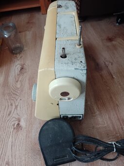 Šijací stroj Toyota - 4