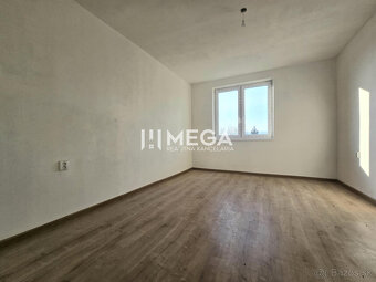 NA PREDAJ zrekonštruovaný 3i byt so záhradou, Drienovec, KE - 4