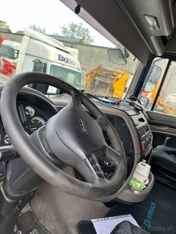 Predam DAF XF 105.460 novy tachograf - 4