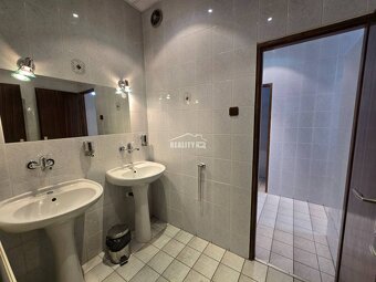 Veľký GASTRO priestor, kuchyňa, jedáleň a príslušenstvo - 4