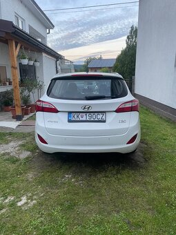 Hyundai i30 CW 1.6 Crdi, 81kw (2014) - 4