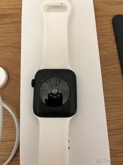 Apple Watch SE (2. generácia) 44mm – Midnight - 4
