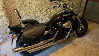 Suzuki Intruder VZ M800 - 4