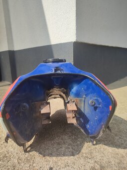 Nádrž Yamaha Xt600 - 4