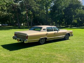 Svadba, foto, filmy - Lincoln Continental (1978) - 4
