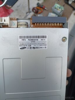 Predám staré mechaniky na diskety - 4