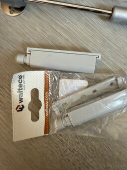Set - rozne panty/ tip-on / plynove vzpera / dverove zavesy - 4