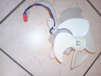 Náhradné diely na Electrolux LNT5MF32WO - 4