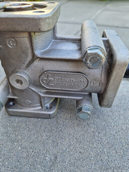 Predam motor 0.37kw/1370 otacok a prevodovky - 4