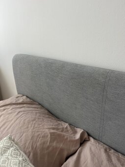 Postel IKEA s matracom a roštami - 4
