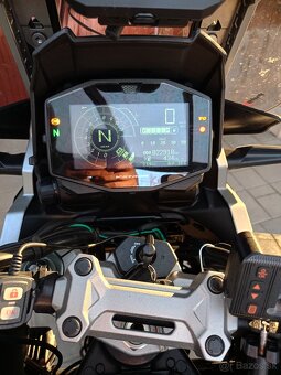 Suzuki V-strom 1050 - 4