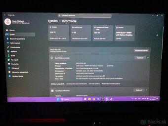 Asus ROG Strix G15 + Razer myš - 4