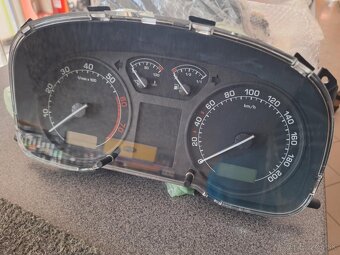 prístrojová doska + otáčkomery Octavia 1 - 4