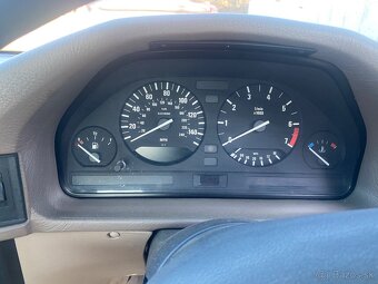Rozpredam BMW e34 520ia - 4