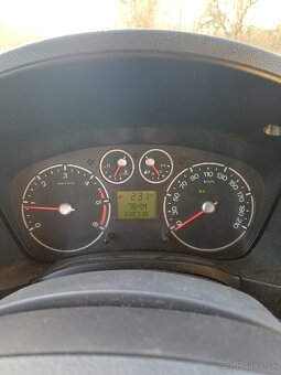 Ford Transit Connect - 4