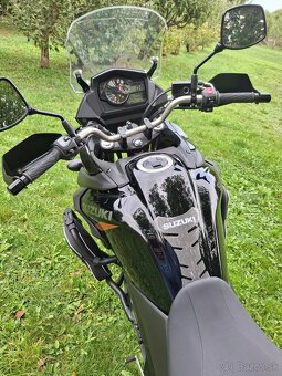 Suzuki DL650 V strom - 4