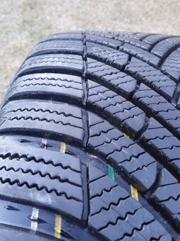 205/60 r16 zimné pneu.8 mm DOT.3024 - 4