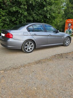 Predám bmw e90 facelift - 4