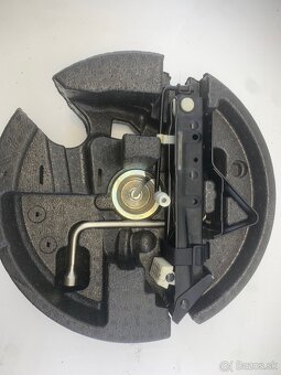 Rezervné koleso + náradie bmw e60 e61 - 4