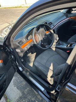 E200 - 4