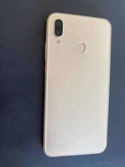 Predam mobil Huawei P20 lite 4/64gb - 4