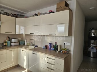 Predaj - 4-izb. - Pekný 4-izbový byt po rekonštrukcii… - 4